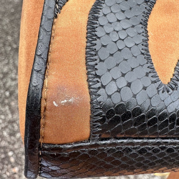 Vintage Sharif USA Tiger Stripe Suede Snakeskin Crossbody Gold Chain - Picture 9 of 9